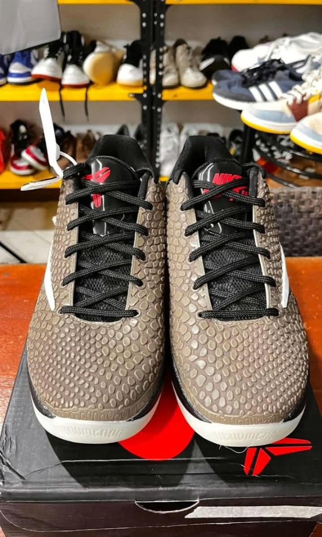 Kobe Travis Nike Pro Tro (Basketball) (Category: Sneakers) located in Cainta. Submitted by wichaelthriftstall (Listing ID 1460816956, Image 3). Description: BRAND NEW KOBE x Travis (Basketball WITH BOX 100percent pure GOOD CONDITION NO ISSUE OF COURSE. Sizes Available: 8.5/42 9.5/43 this is free shipping Location - Cainta Rizal Sto.Domingo mode of pyment Gcash any transaction that can transfer thru gcash cards gotyme maya.