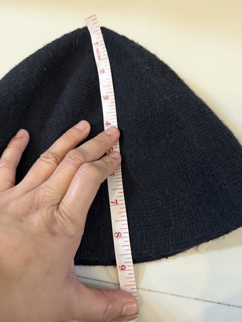 KOREAN BLACK WOOL BUCKET HAT (Category: Hats & Beanies) located in Lipa City. Submitted by upcycle_alley (Listing ID 1460779233, Image 3). Description: .
