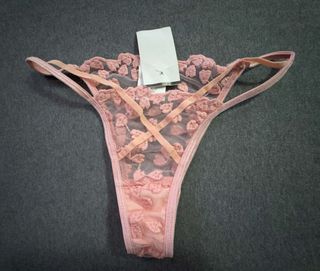(Category: ) located in . Submitted by 99ners (Listing ID 1460745973, Image 1). Description: .