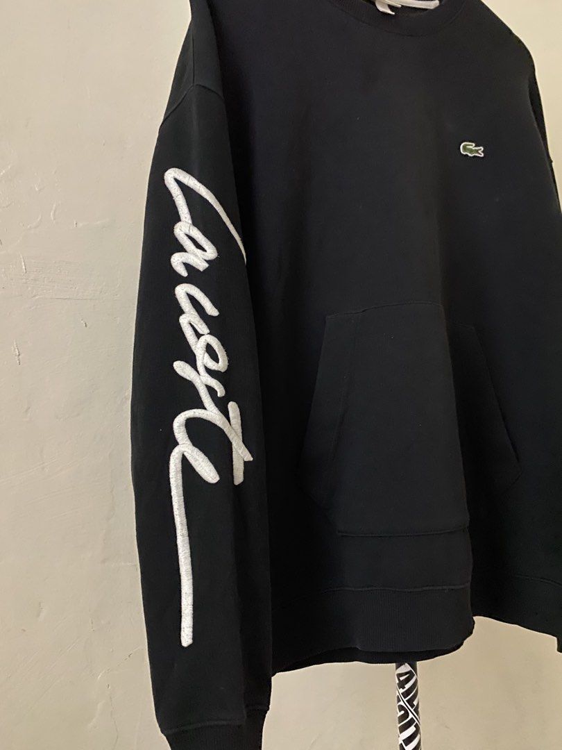 Lacoste live sweatshirt embroided design (Category: Coats, Jackets and Outerwear) located in Marikina City. Submitted by andreioruga (Listing ID 1460791415, Image 3). Description: Size: XL W 25 | L 28.5 | SL 23 color rate: 10/10 issue: minimal scratch on ribbings (see last 3 pics) condition: excellent (as new na sana nagkaron lang ng minimal scratch) dm .