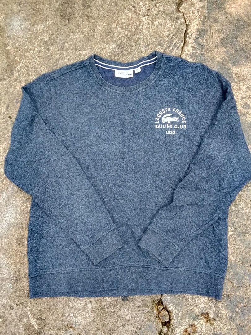 Lacoste Sweatshirt (Category: Coats, Jackets and Outerwear) located in Bulacan. Submitted by jeromealejo (Listing ID 1460724457, Image 1). Description: NO ISSUE EXCELENT W-22,L-25 F7 Large to XL.