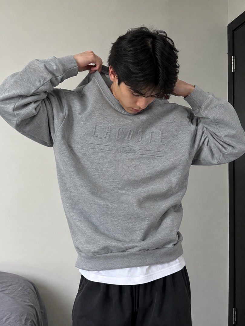 Lacoste sweatshirt (Category: Coats, Jackets and Outerwear) located in M'Lang. Submitted by thriftholic25 (Listing ID 1460773463, Image 2). Description: Lacoste crew neck size 3 dimensions 20x26.