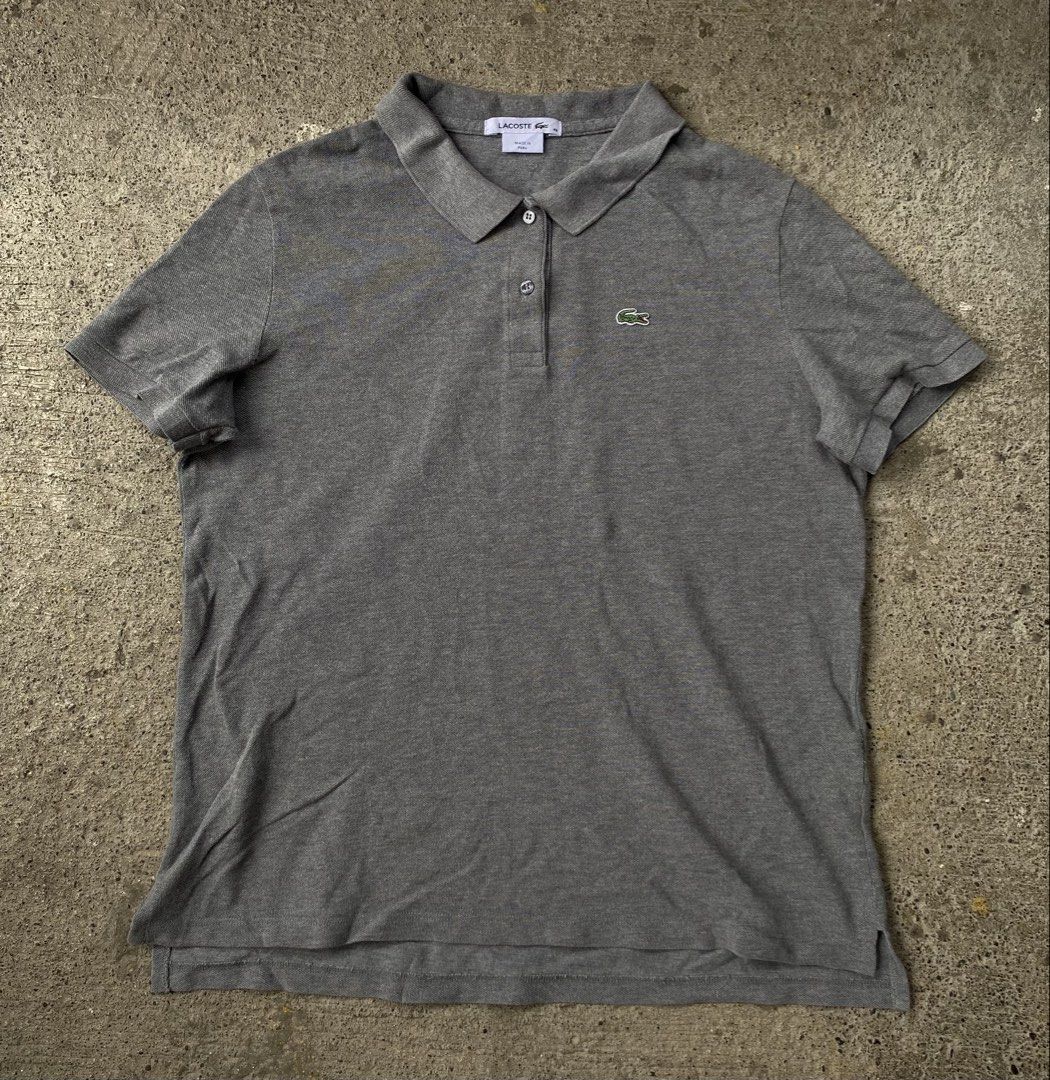 Lacoste Wome Polo Shirt (Category: Shirts) located in Kalibo. Submitted by bryaninosa20819 (Listing ID 1460827237, Image 1). Description: Lacoste Women Polo Shirt Dimes : 20x26 Very Good Condition Color Rate 9/10 Need Wash.