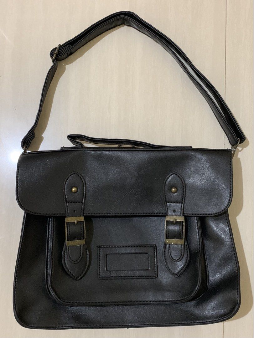 School bag (Category: Tote Bags) located in Calamba. Submitted by wear_haus (Listing ID 1460873056, Image 1). Description: .
