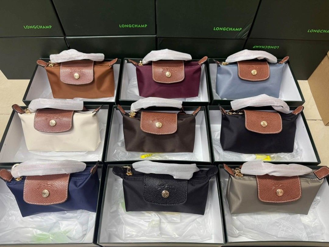 L.C Mini Crossbody Bag with Box (Category: Cross-body Bags) located in Manila. Submitted by msddirectfactoryoutlet (Listing ID 1460734800, Image 1). Description: .