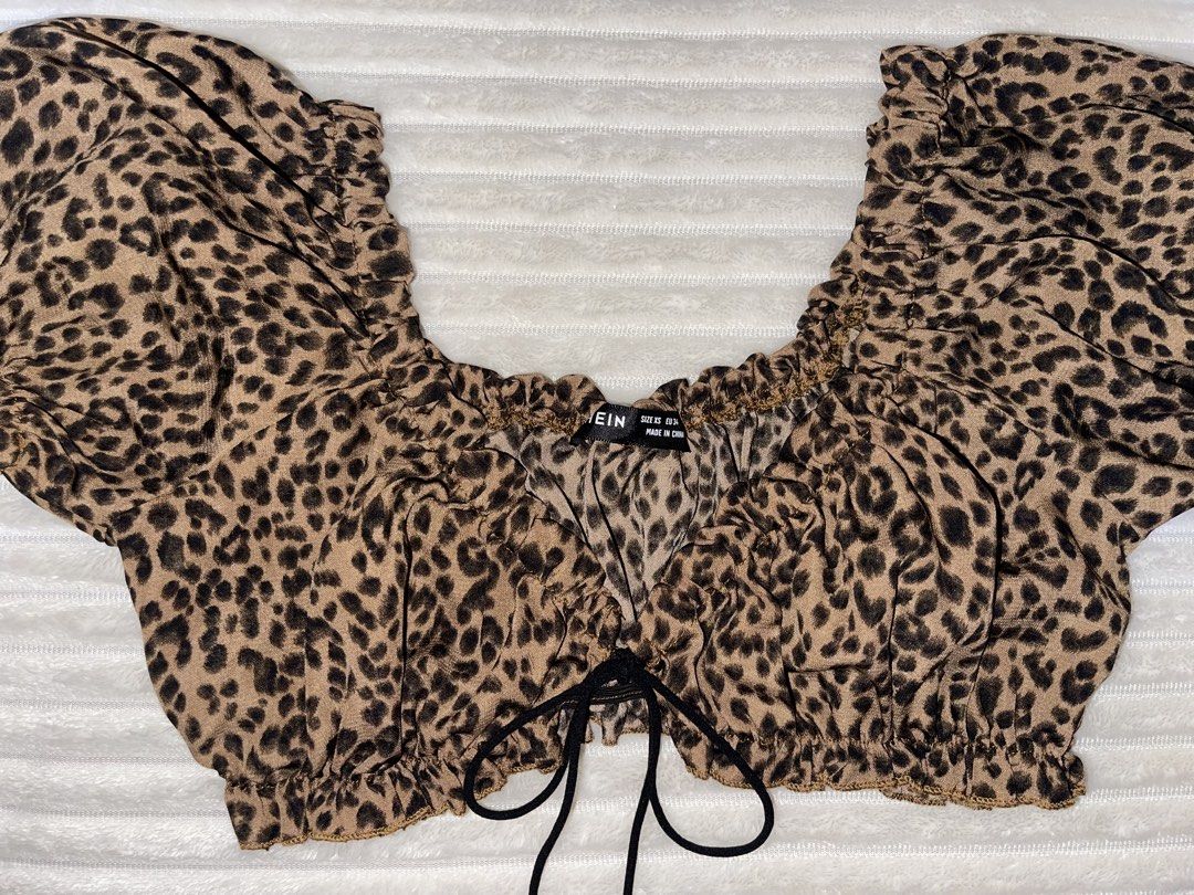 Leopard Sexy Top (Category: Others Tops) located in Manila. Submitted by rare.yurichi (Listing ID 1460806345, Image 3). Description: sexy leopard print style top that’s perfect for a bold and confident look..