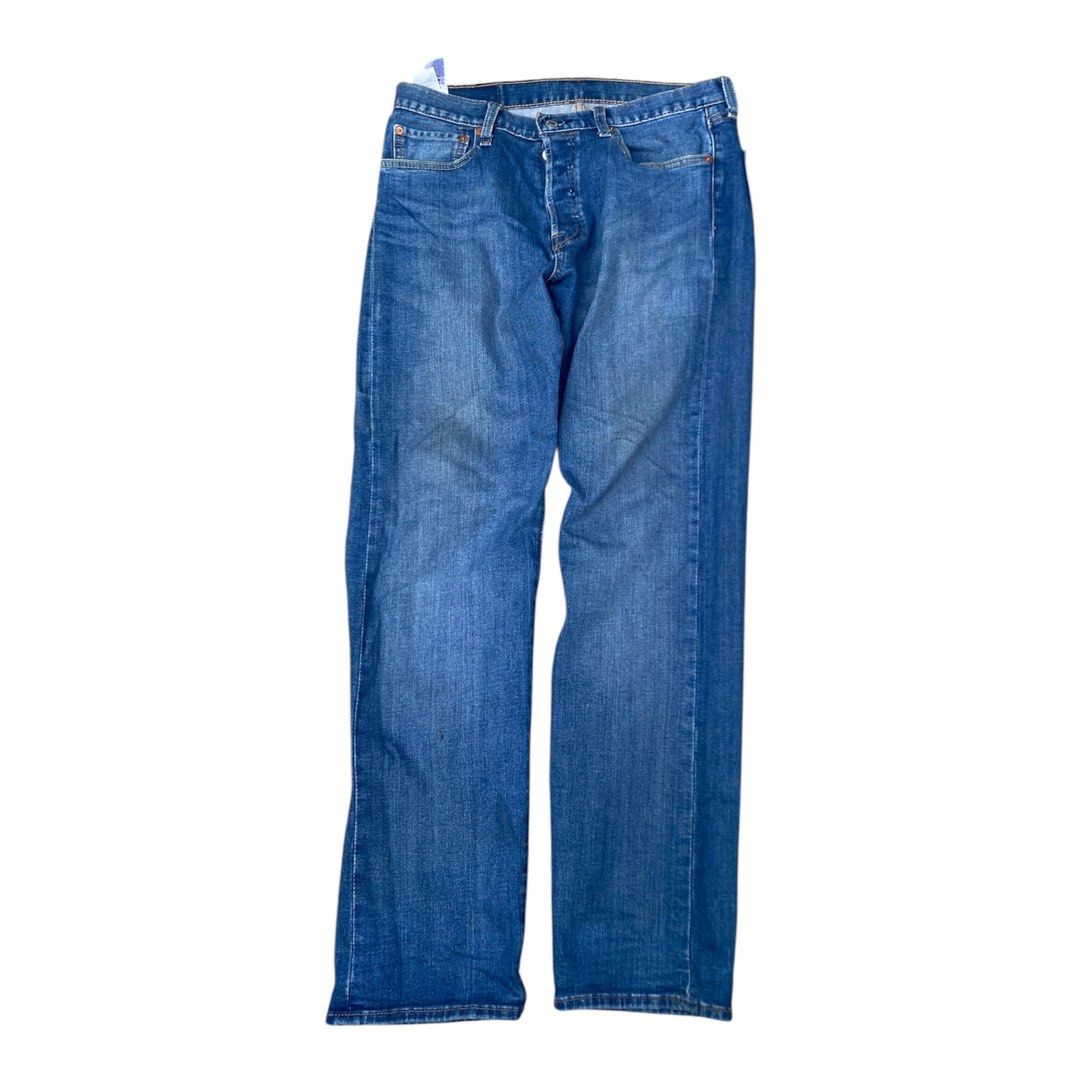 Levi’s 501 (Category: Jeans) located in Bacolod City. Submitted by unkemptrags (Listing ID 1460745812, Image 2). Description: Levi’s 501 Excellent condition W32 L33 1,499 freeship.