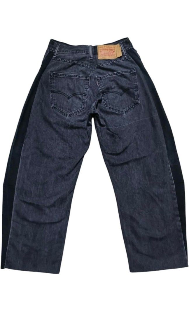 LEVIS 501 ORLEANS REWORK EXTENDED PATCH (Category: Jeans) located in Mutia. Submitted by ukaysellerto (Listing ID 1460716486, Image 2). Description: waist 28 length 38 thigh 15 hem 9.
