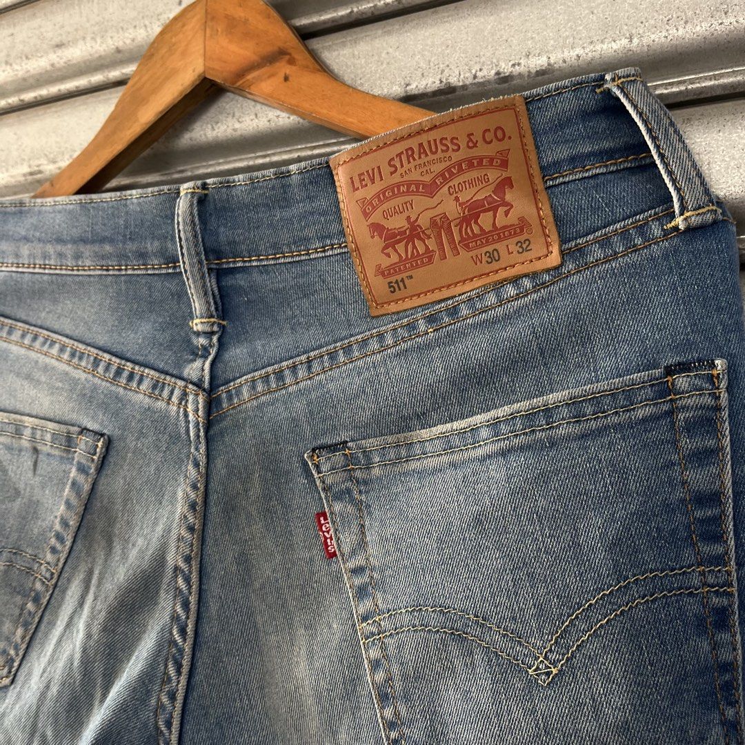 Levi's 511 Jeans W30 L32 Blue Denim (Category: Jeans) located in Sagbayan (Borja). Submitted by lunapawpaw46843 (Listing ID 1460735792, Image 3). Description: - Brand: Levi's - Model: 511 - Size: W30 L32 - Wash: Classic Blue Denim - Fit: Straight - Perfect for: Everyday wear - Condition: Good, with some light signs of wear.