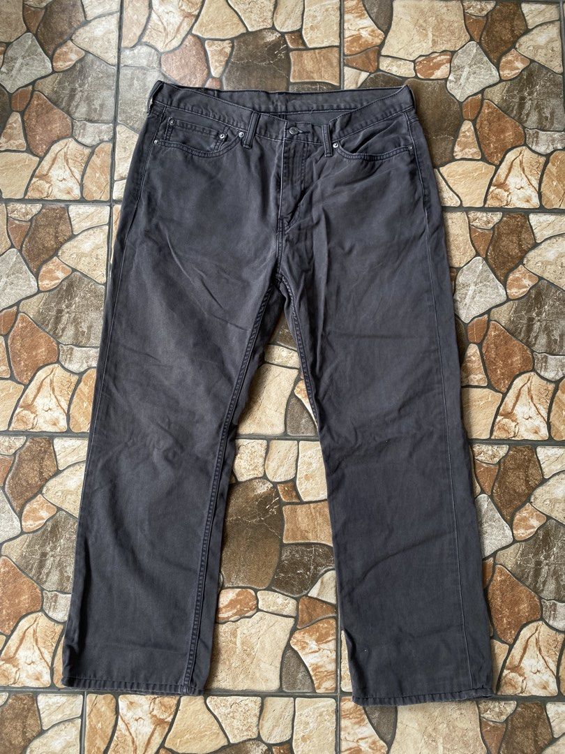 Levi's 514 Dark Grey Jeans 36x32 (Category: Jeans) located in Aroroy. Submitted by derz.archive (Listing ID 1460766526, Image 1). Description: LEVIS COLOR RATE: 9/10 CONDITION: EXCELLENT WAIST: 38 LENGTH: 39 LEG HOLE:9.