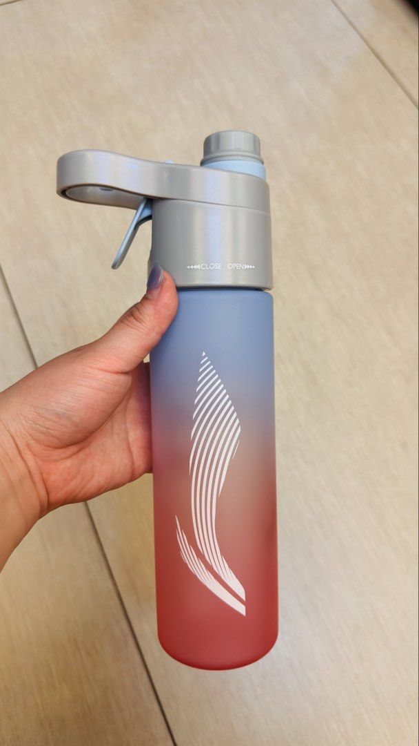Li Ning Tumbler & Mister (Category: Water Bottles & Tumblers) located in Manila. Submitted by sagecuration (Listing ID 1460833478, Image 3). Description: Brand: Li Ning MOP: bank deposit/gcash SF: c/o buyer Location: Paco, Manila.