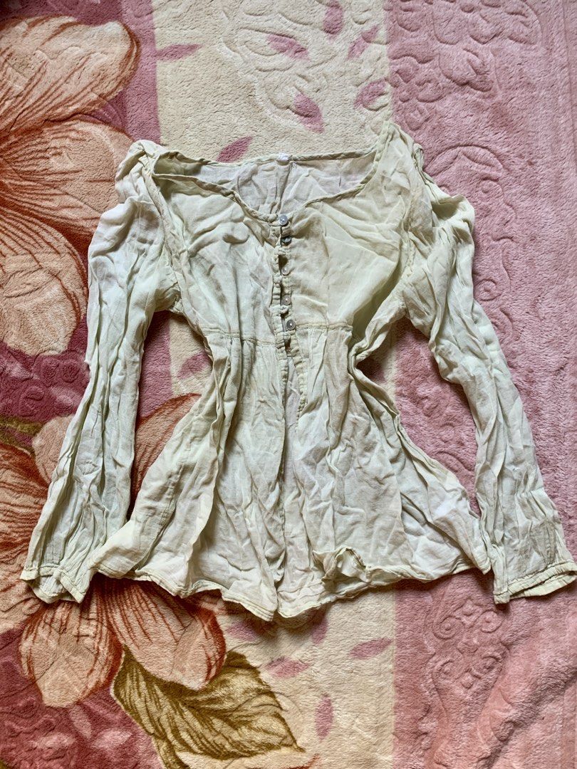 Light Green Button-Up| Y2K Cottagecore Vintage Boho (Category: Blouses) located in Manila. Submitted by sphiere (Listing ID 1460728050, Image 1). Description: - Light green long sleeve blouse - Button-up front - Gathered waist detail - Lightweight and slightly crinkled fabric - Estimated size: Small to Medium - Ideal for casual or bohemian outfits.