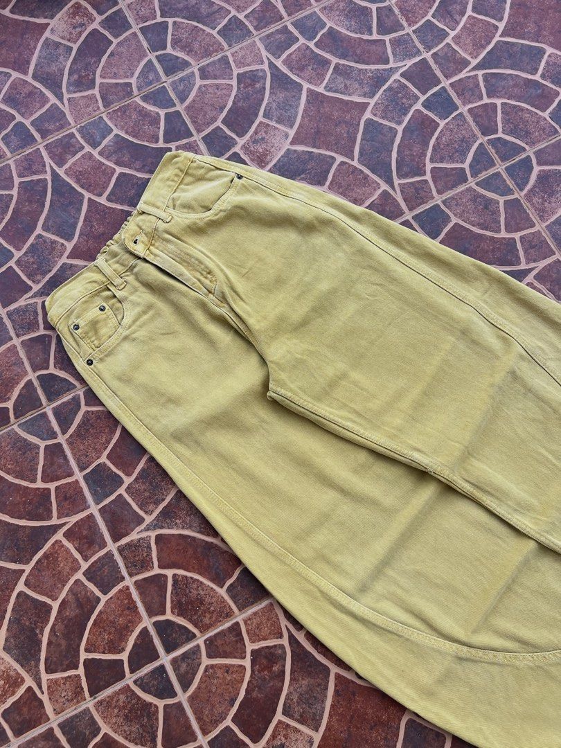 LIGHT YELLOW BARREL PANTS (Category: Jeans) located in Batangas. Submitted by engr_thrift (Listing ID 1460855464, Image 3). Description: 📐Dimension ( Inches ) Width: 30-34 Length: 40 Hem: 10 Color rate: 9.5/10 Issue : washable stain.
