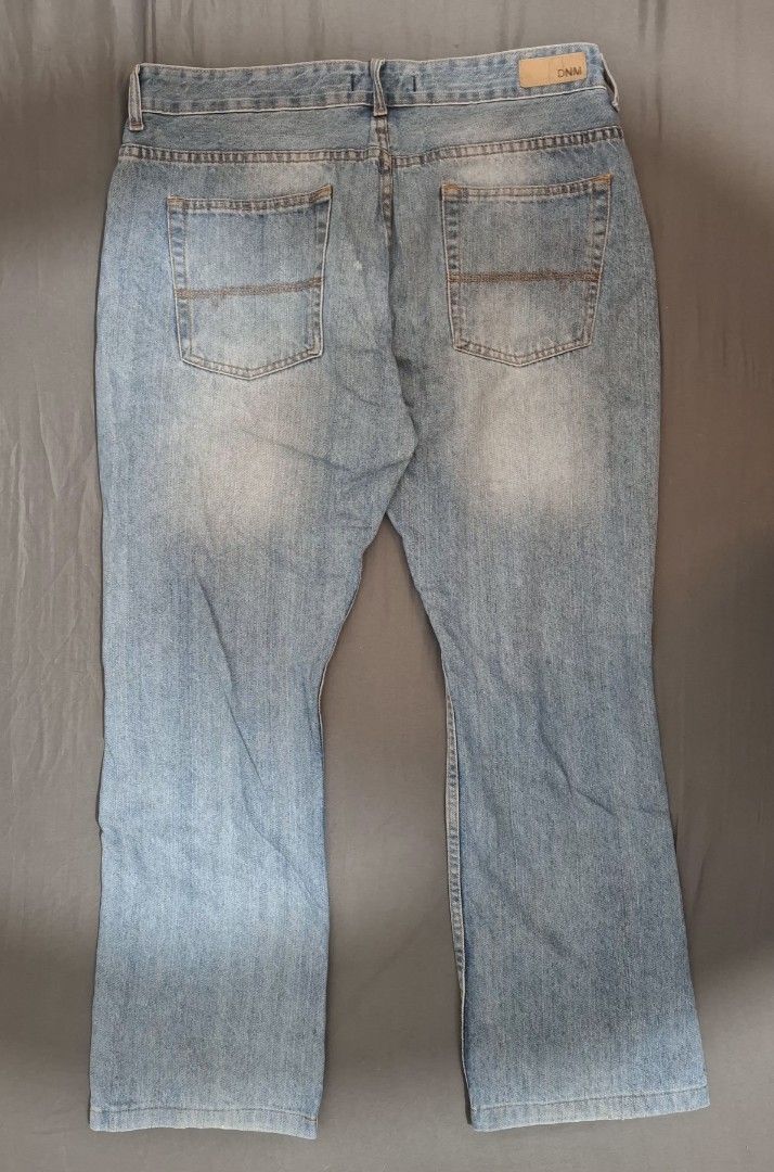 light-wash straight or slightly bootcut denim jeans (Category: Jeans) located in Bacoor. Submitted by manilasena (Listing ID 1460894822, Image 2). Description: Splash Bootcut jeans Size 34 on tag.