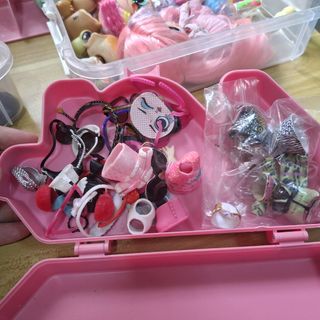 (Category: ) located in . Submitted by flutterdeclutters (Listing ID 1460817313, Image 1). Description: .