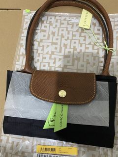 (Kategori: ) berada di . Dikirim oleh chaniagobag (ID iklan 1460910162, Gambar 1). Deskripsi: .