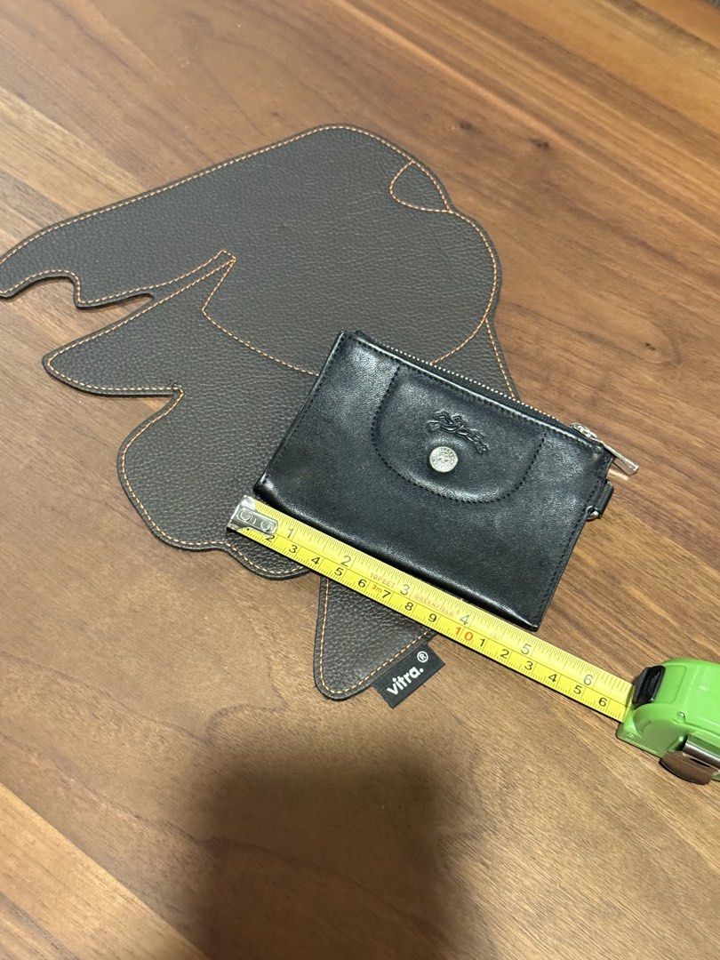 Longchamp Le Pliage Cuir Coin Purse (Category: Wallets & Card Holders) located in Manila. Submitted by de_clutterph (Listing ID 1460797369, Image 1). Description: .
