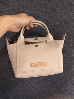 （分類：）位於 。 由 heyman22 提交（商品編號 1460743180，圖片 1）。簡介： 。