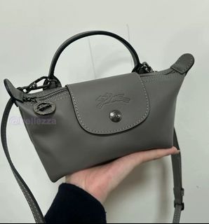 （分類：）位於 。 由 bellezza. 提交（商品編號 1460795808，圖片 1）。簡介： 。