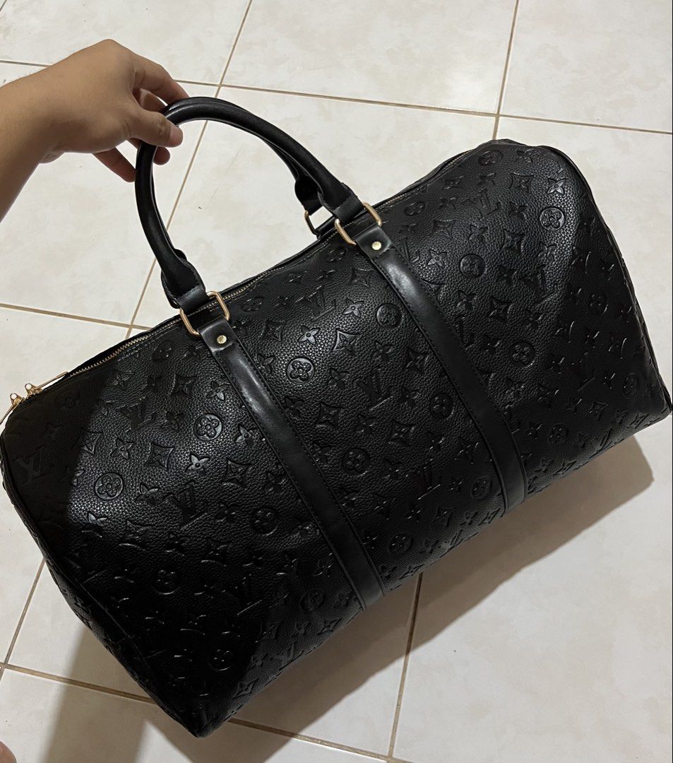 LOUIS VUITTON KEEPALL BANDOULIÈRE (Category: Briefcases) located in Cavite. Submitted by drip_syndicate (Listing ID 1460915850, Image 2). Description: EMBOSSED MONOGRAM CONDITION: 9.8/10 COLOR RATE: 9.8/10 NO ISSUE .