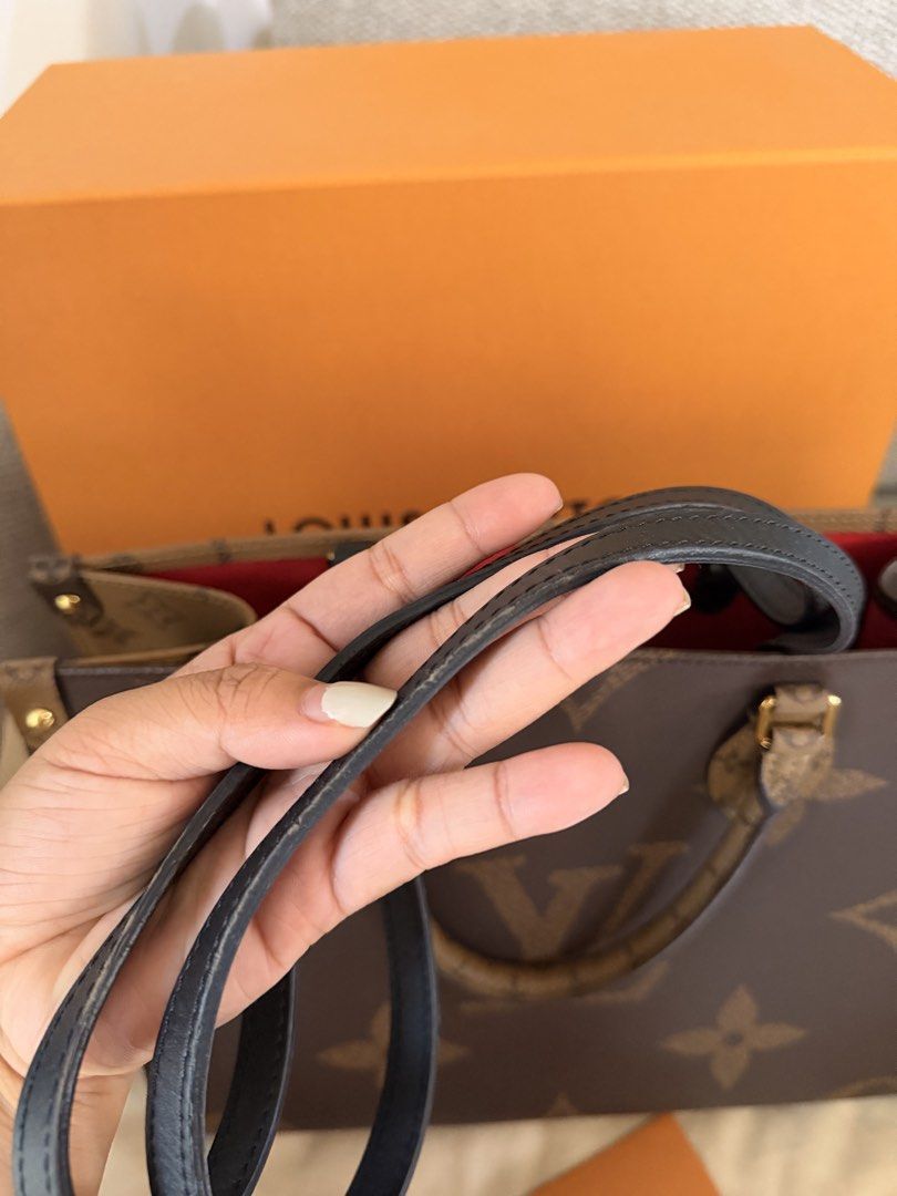 Louis Vuitton OTG MM (microchip) (Category: Luxury Bags & Wallets) located in San Pedro. Submitted by kathlynaviles_ (Listing ID 1460918324, Image 2). Description: LV OTG MM MICROCHIPPED Complete inclusion (Box, dust bag, receipt, paperbag).