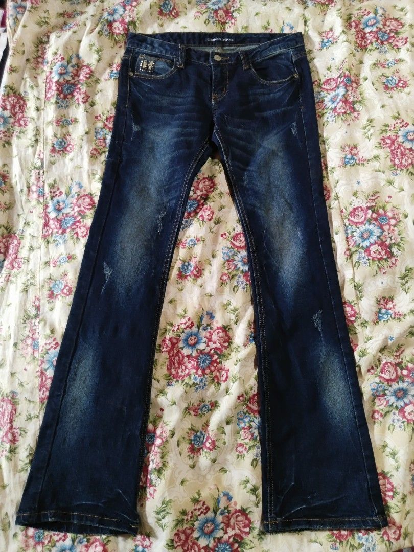 Low waist boot cut jeans (Category: Jeans) located in Abucay. Submitted by prettypie.closet (Listing ID 1460749752, Image 3). Description: CAN DO 159 PESOS IF PAYO.