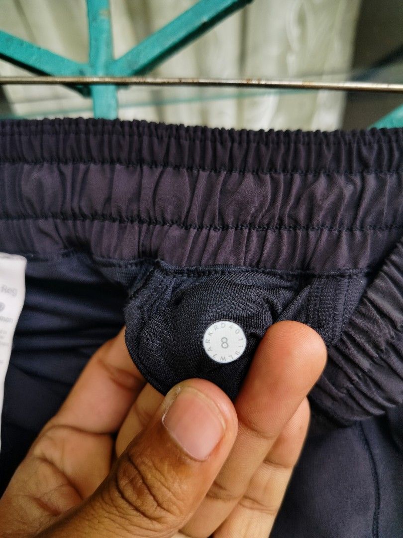 Lululemon (Category: Activewear) located in Manila. Submitted by dada_fernandez_2000 (Listing ID 1460831818, Image 3). Description: .