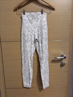 （分類：）位於 。 由 Savanna_Zuo 提交（商品編號 1460885338，圖片 1）。簡介： 。