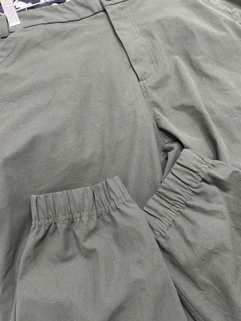 LULULEMON JOGGER PANTS (Category: Joggers) located in Caloocan City. Submitted by j3ngsanity (Listing ID 1460874383, Image 3). Description: SIZE 38 NO ISSUE GOOD AS NEW .