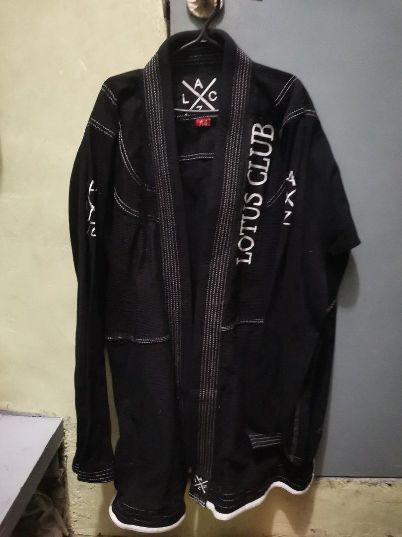 Lutos Club Gi A4 (Category: Combat Sports) located in Manila. Submitted by mharl16apron (Listing ID 1460738265, Image 1). Description: Like new condition All items are from bale please manage your expectation.
