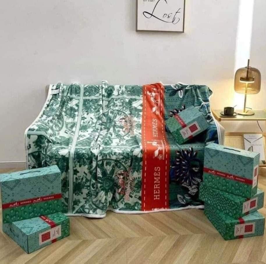 luxury lightweight blanket brandnew with box (Category: Home Improvement Tools & Accessories) located in Manila. Submitted by annepalanioalfaro (Listing ID 1460873057, Image 2). Description: onhand actual photos.