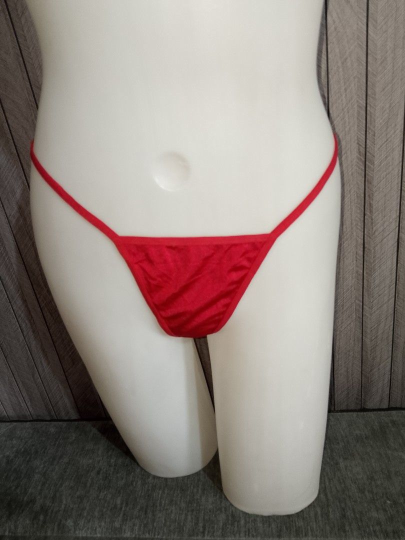 M: Red Christmas G-String Panties Size M (Category: Undergarments & Loungewear) located in Manila. Submitted by truecrystal-1407 (Listing ID 1460782758, Image 2). Description: - Cute red g-string panties - 'Merry Christmas' tag attached - Size: Medium (M) - Brand: RSlove - Ideal for the holiday season.