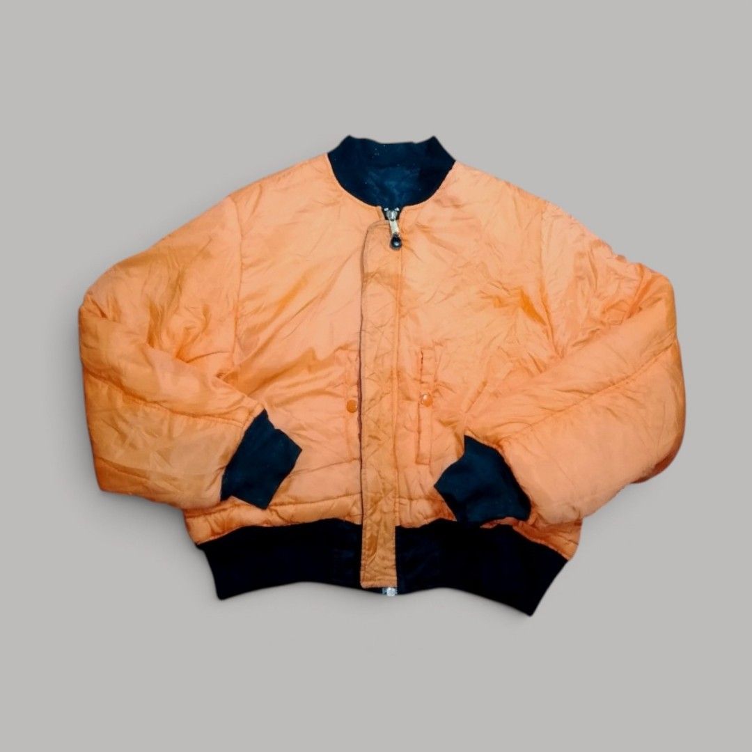 MA-1 Intermediate Flyer's Bomber Jacket (Category: Activewear) located in Manila. Submitted by gentlestone1998 (Listing ID 1460822153, Image 3). Description: MA-1 Intermediate Flyer's Bomber Jacket Reversible Size Large Excellent condition minor paint chips on button Direct message to purchas📨.