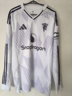 (Category: ) located in . Submitted by glory_man_utd_10 (Listing ID 1460860167, Image 1). Description: .