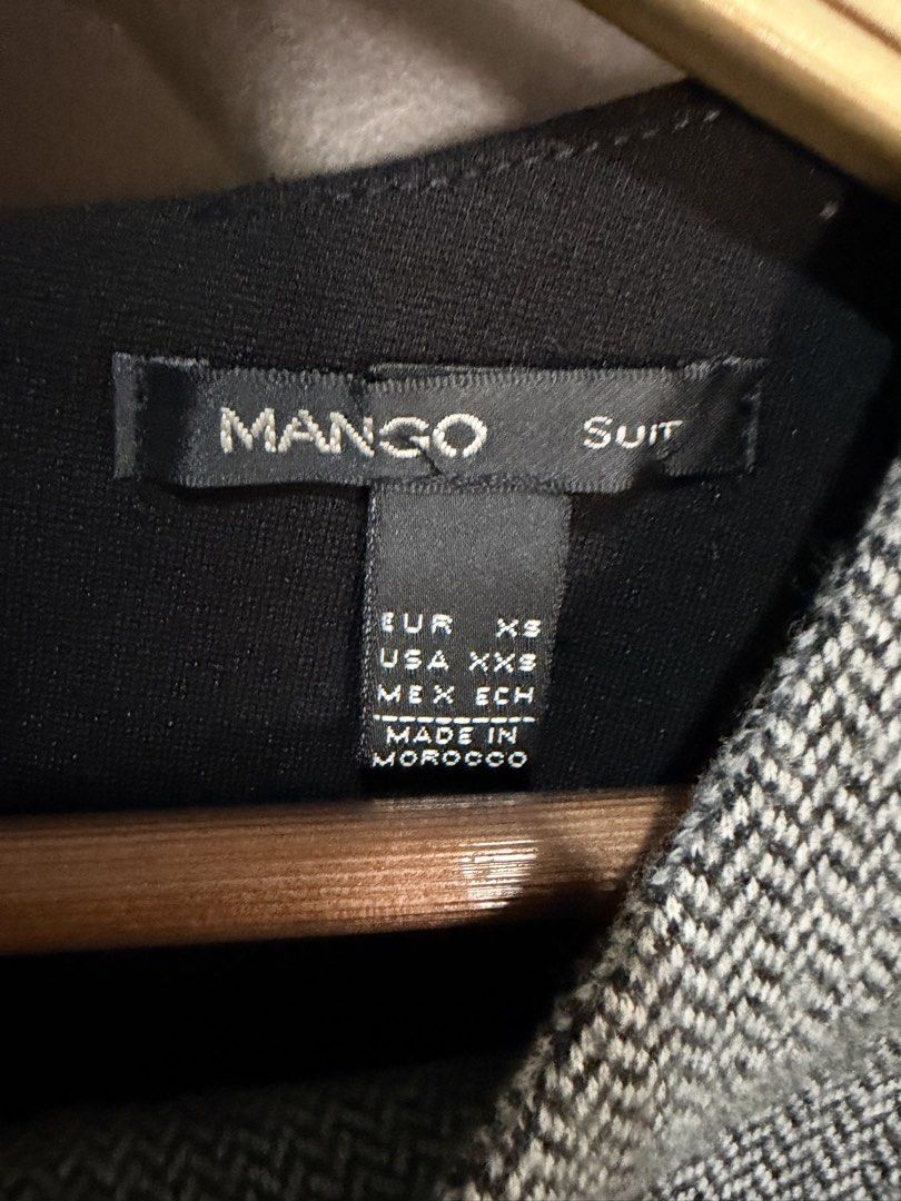 Mango dress gray (Category: Dresses) located in Manila. Submitted by urbanwear (Listing ID 1460838896, Image 2). Description: Good material .