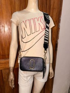 (Category: ) located in . Submitted by lilowearph (Listing ID 1460919333, Image 1). Description: .