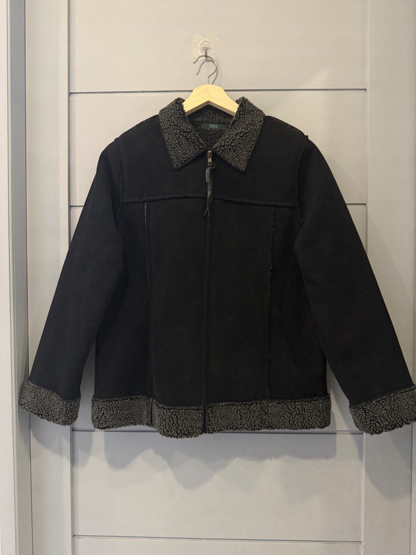 MARKS&SPENCER MEN BLACK SUEDE FLEECE LINING COLLARED JACKET ( (Category: Coats, Jackets and Outerwear) located in Lipa City. Submitted by upcycle_alley (Listing ID 1460871119, Image 1). Description: .