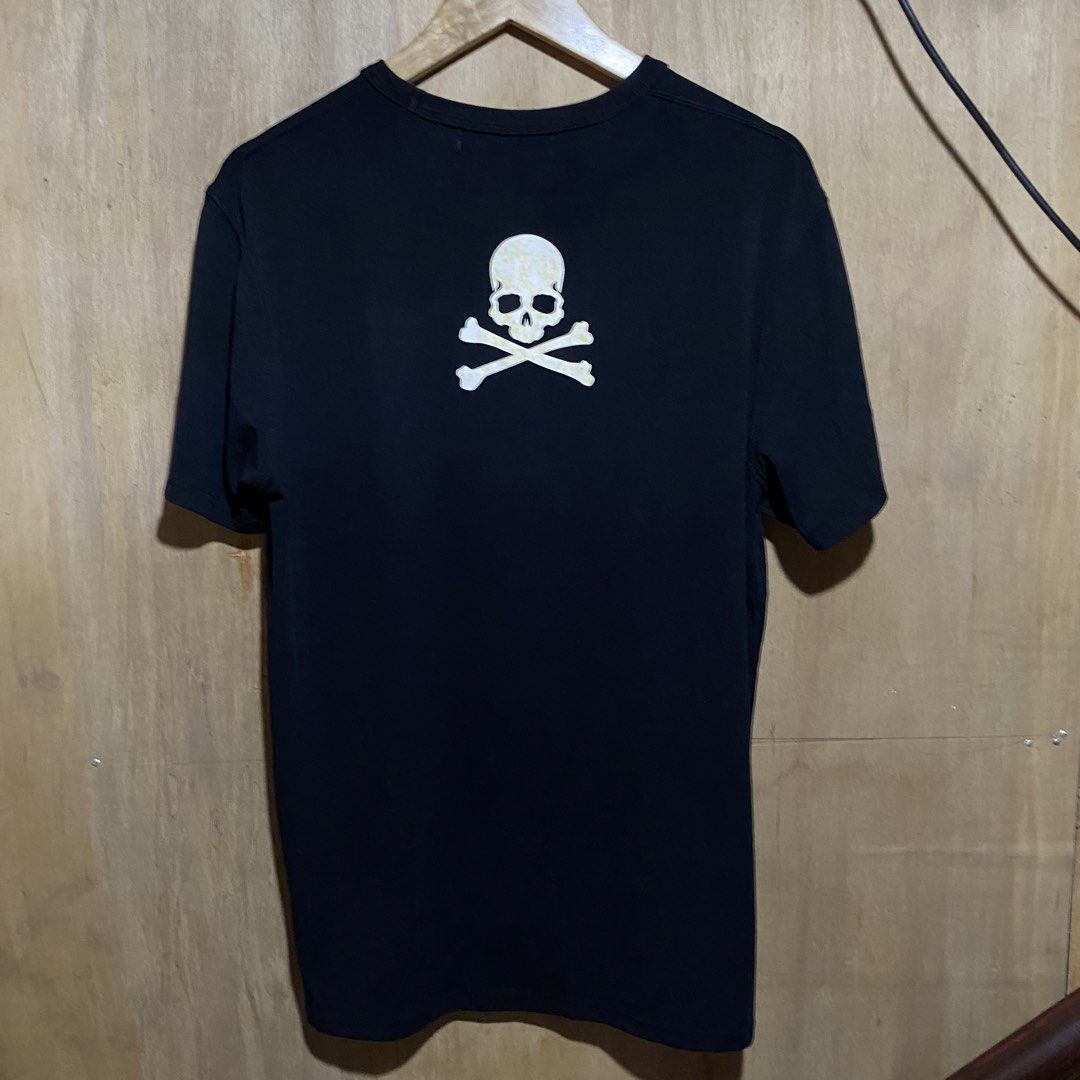 Mastermind by japan tee (Category: Tshirts & Polo Shirts ) located in Manila. Submitted by drp4drp (Listing ID 1460804000, Image 2). Description: Dimes: L 29 x W 21 Color rate: 9.8/10 or better IYKYK honest issue: Rust stains on the prints but idk, still good, as you can see parang design niya rin. Ganda ng tela nito promise and sobrang sarap suotin. .