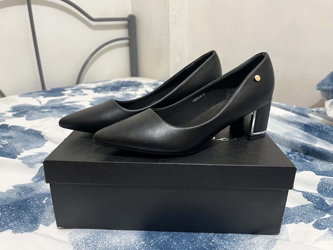 Matthews Fidelia Black Heels (Category: Heels) located in Quezon City. Submitted by prlovedbyangel (Listing ID 1460826621, Image 1). Description: Size: 37/7 Original Box: Included Purchased Location: SM Store used once - during graduation RFS: no longer needed .