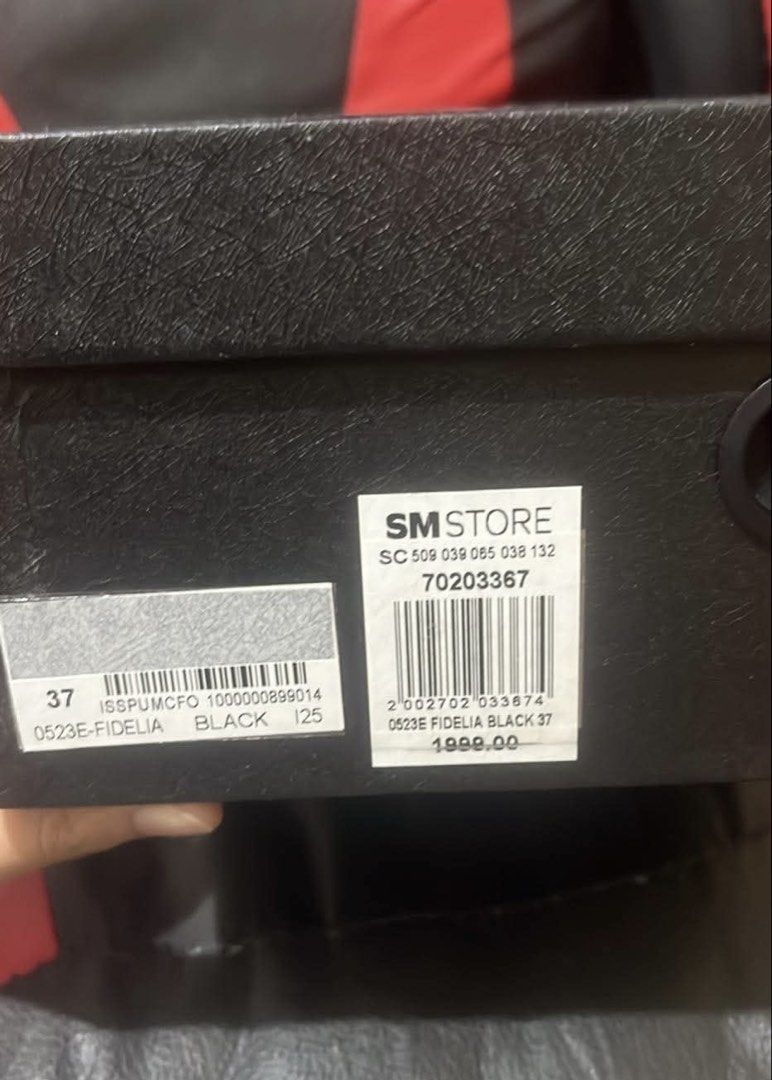Matthews Fidelia Black Heels (Category: Heels) located in Quezon City. Submitted by prlovedbyangel (Listing ID 1460826621, Image 3). Description: Size: 37/7 Original Box: Included Purchased Location: SM Store used once - during graduation RFS: no longer needed .