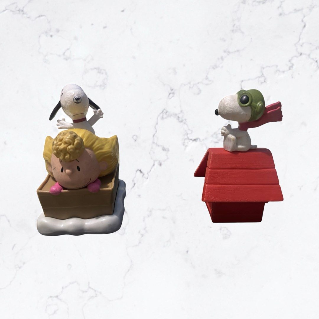 McDonald’s Snoopy Toy (Category: Character Goods) located in Manila. Submitted by sytakayama (Listing ID 1460833720, Image 3). Description: 40 each 300 if take all.