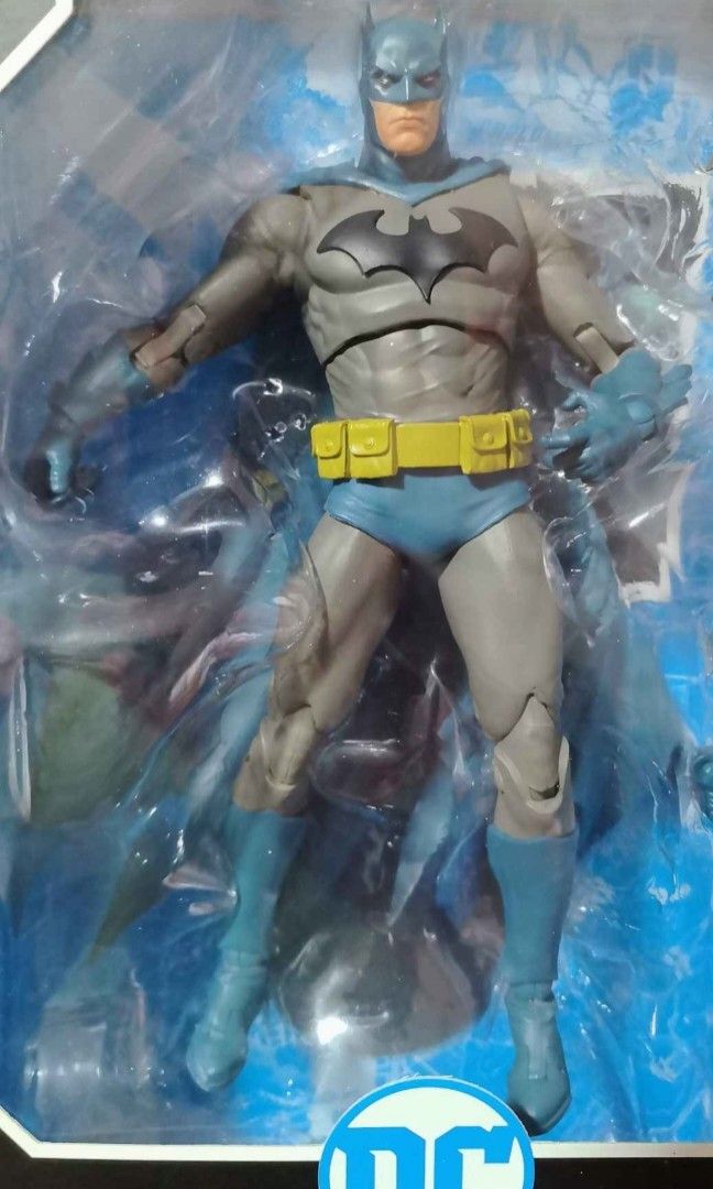 McFarlane DC Multiverse Batman Hush First Release (Category: Figurines & Statues) located in Marikina City. Submitted by elbrycollection (Listing ID 1460765533, Image 2). Description: Please READ first before sending me messages Selling for 1200 Item is back in box Complete accessories, no issues Location Marikina City Payment first basis Shipping will be arranged by buyer Thank you for looking 😊.