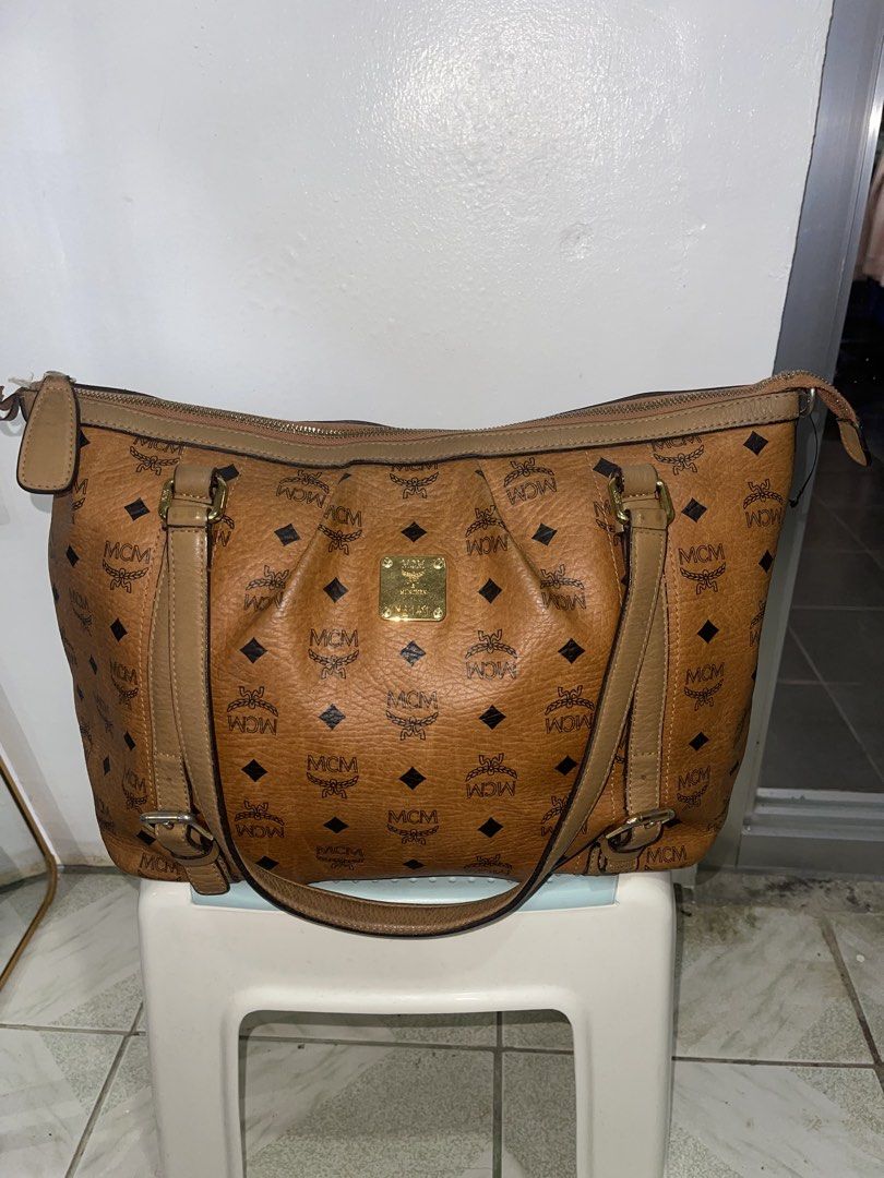 MCM Visetos Cognac Tote Bag (Category: Tote Bags) located in Manila. Submitted by john_robert00 (Listing ID 1460894888, Image 1). Description: MCM Visetos Cognac Tote Bag 368MCMXEH Issue : none Pn sa details .