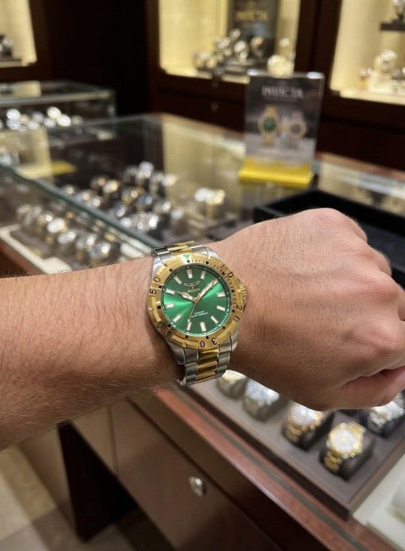 MENS WATCH (Category: Men's Watches) located in Angeles City. Submitted by truehawk_95a40c (Listing ID 1460721465, Image 2). Description: FOR SALE BRANDNEW PM ME TO ORDER.