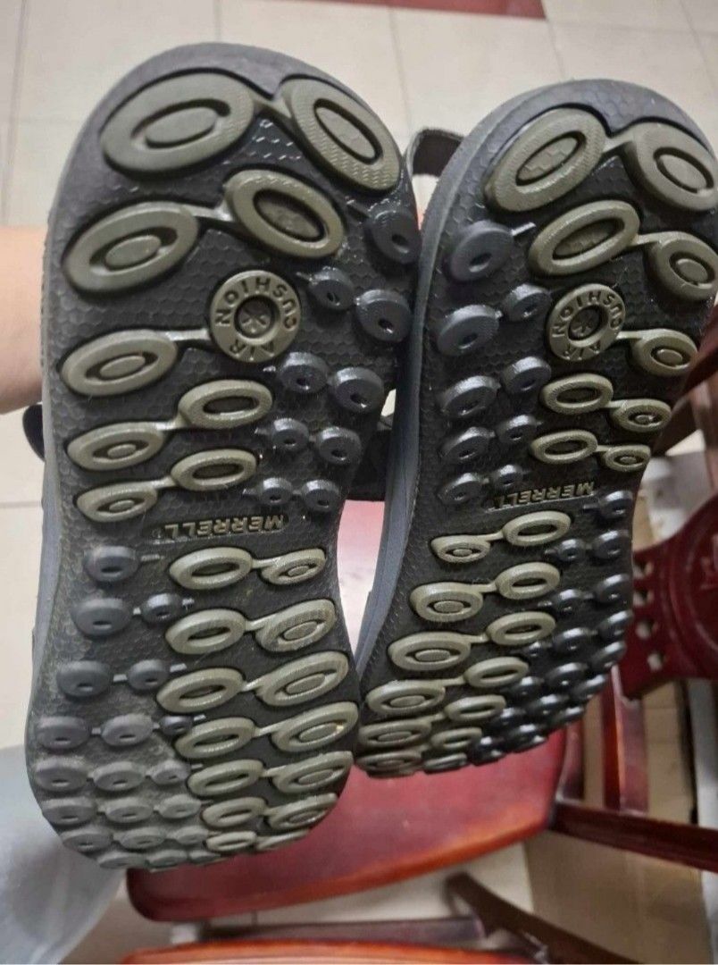 Merrell Adjustable Strap Sandals (Category: Slippers & Slides) located in Paranaque City. Submitted by Mayelc (Listing ID 1460729206, Image 3). Description: - Last price posted - Merrell sandals in black - Adjustable straps for a secure fit - Soles with excellent grip - Ideal for outdoor activities and casual wear - Ready for your next adventure.