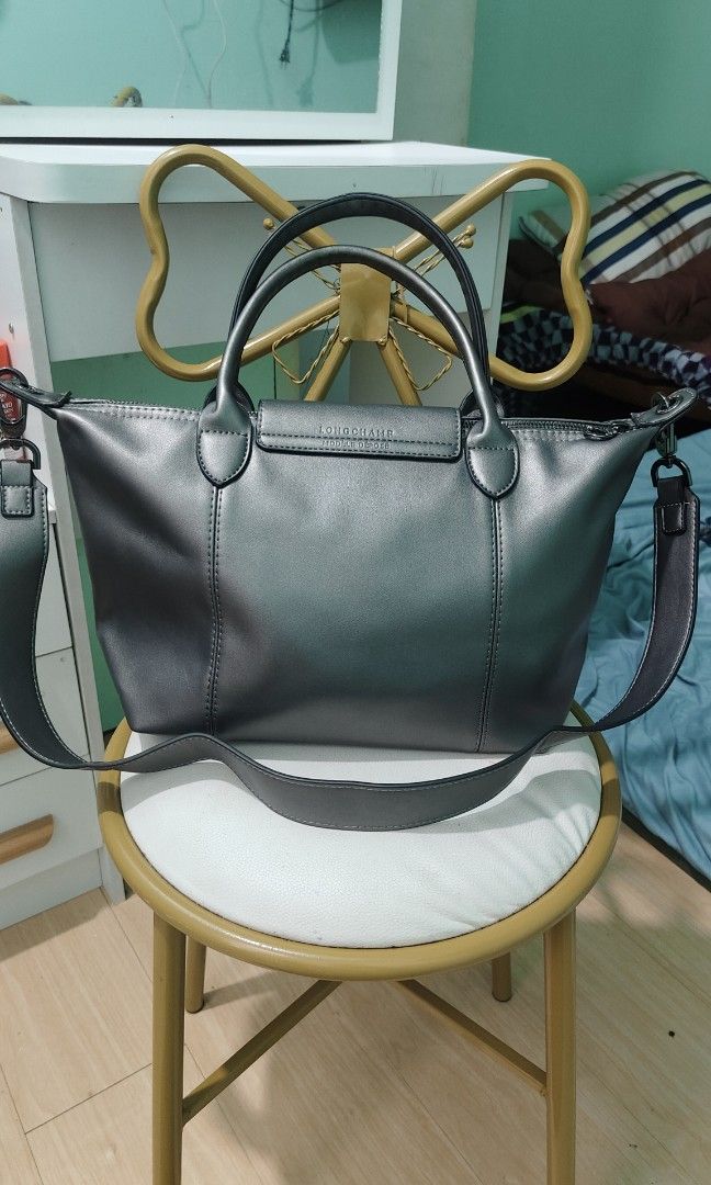 Methalic gray Longchamp (Category: Shoulder Bags) located in Manila. Submitted by casseyann160760 (Listing ID 1460840872, Image 2). Description: .