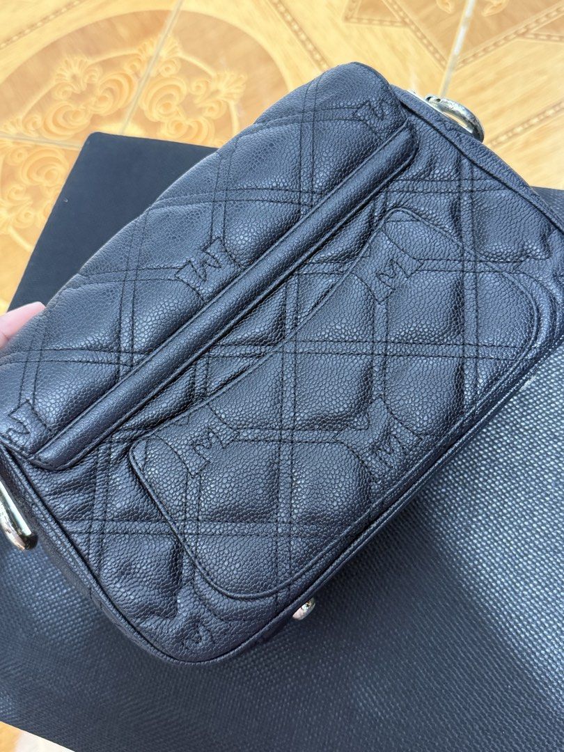 Metrocity Shoulder Bag (Category: Cross-body Bags) located in Manila. Submitted by rushiruuu (Listing ID 1460853879, Image 2). Description: .