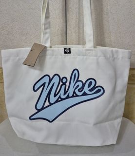 (Category: ) located in . Submitted by dailyhappyfinds (Listing ID 1460790796, Image 1). Description: .