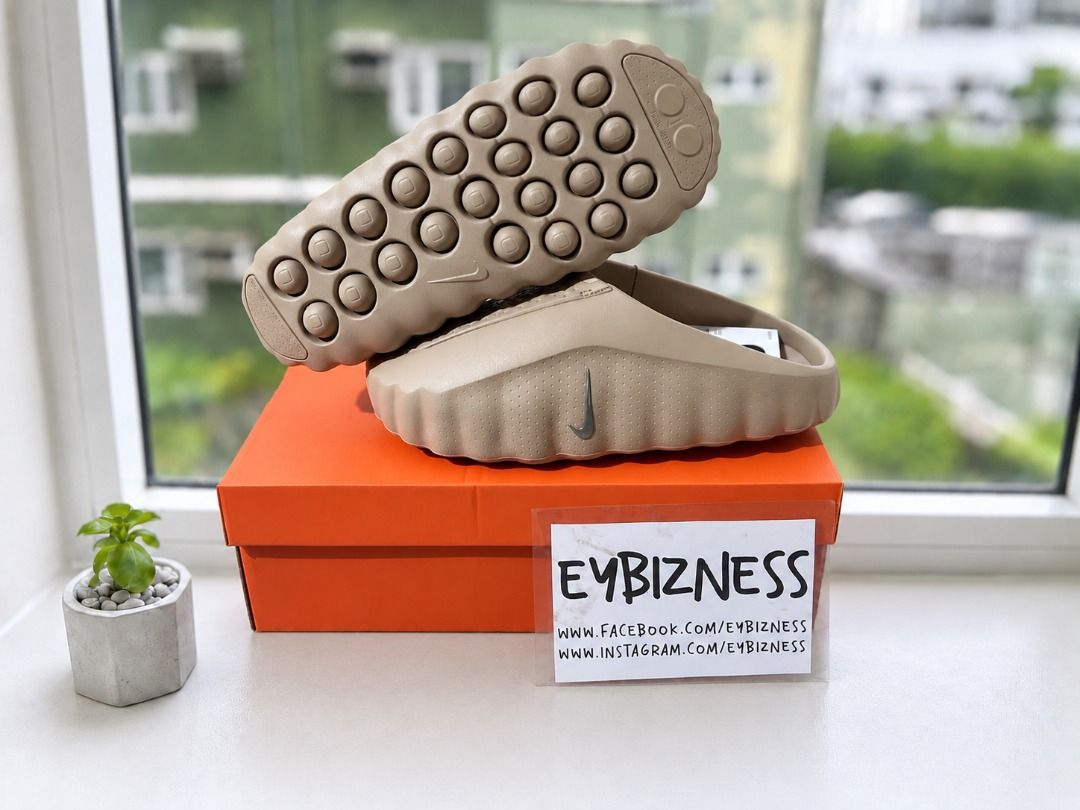 Mind 001 'Hemp" (Category: Slippers & Slides) located in Quezon City. Submitted by eybizness (Listing ID 1460764474, Image 1). Description: FOR SALE Mind 001 'Hemp" Size: 7 / 8 / 9 / 10 / 11 men's - 6,495 PHP 12 / 13 men's - 7,495 PHP Shipping: LBC / Lalamove / Grab (Delivery at buyer's expense) Pickup: Lagro, Quezon City DM if interested #eybizness #mind001 #hemp #mind001black #pregamemule.