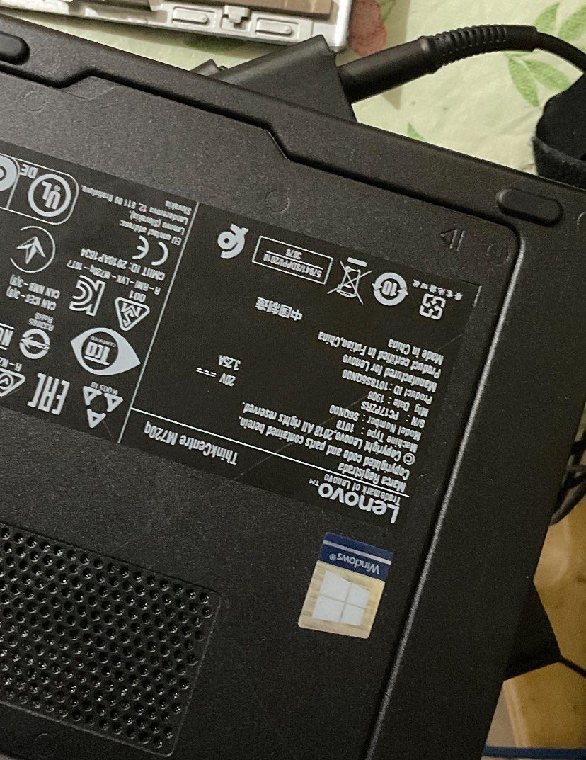Mini CPU i5 8th Gen (Category: Desktops) located in Manila. Submitted by cherryparubrub (Listing ID 1460745423, Image 2). Description: i5 8th Gen 8GB RAM 256 ssd With power adaptor Good for online class and wfh Slighty negotiable Rfs. need extra money for school.